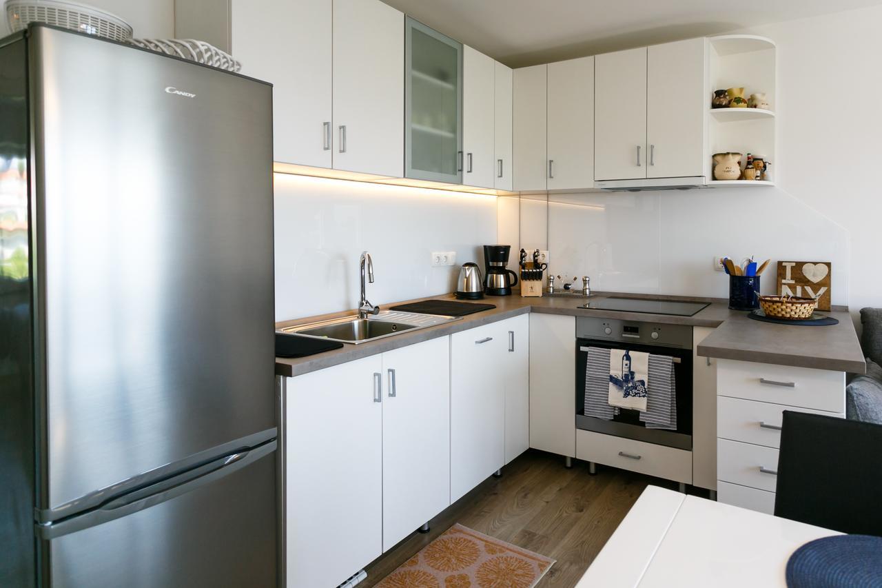 M&M Apartment คิร์ก ภายนอก รูปภาพ