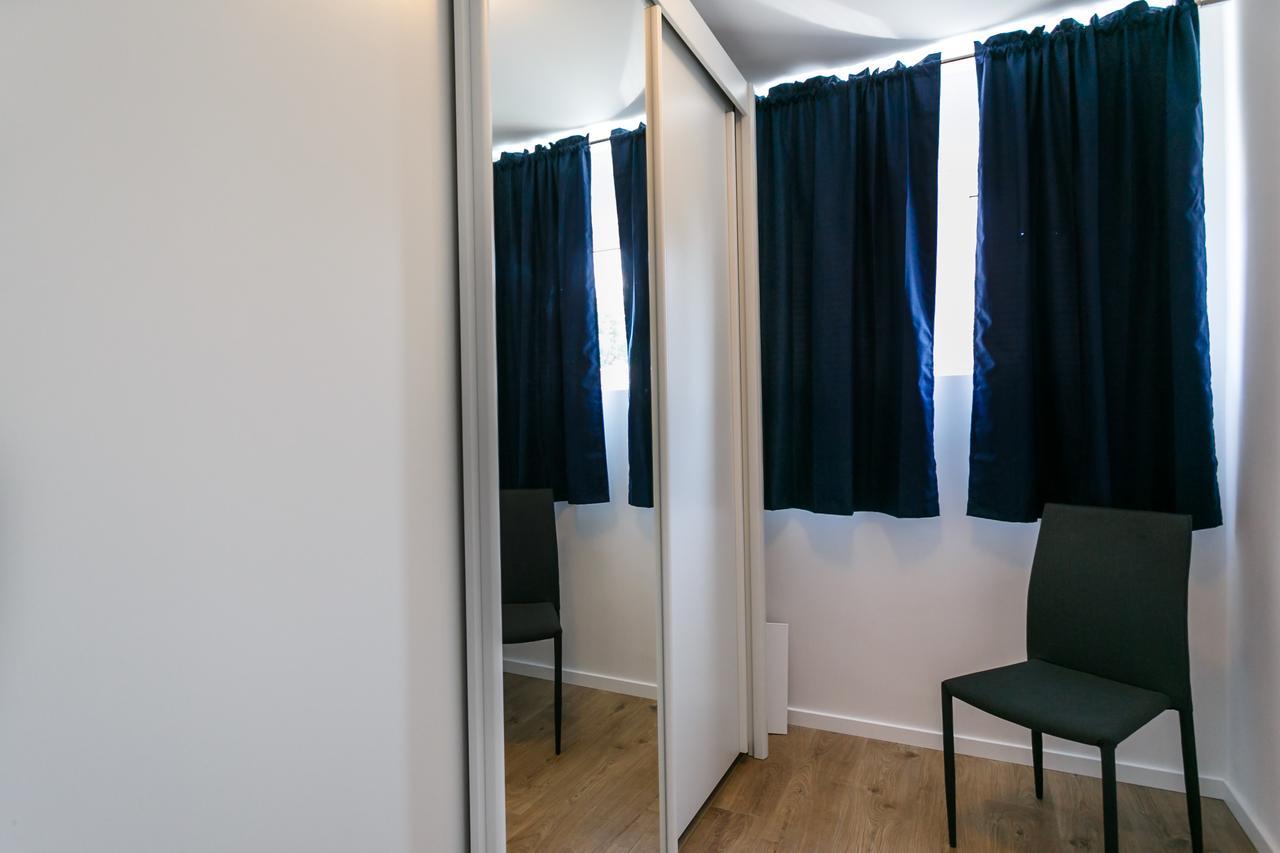 M&M Apartment คิร์ก ภายนอก รูปภาพ